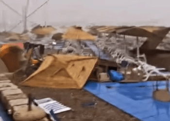 Zbrazen plazhet në Mal të Zi, stuhi e fortë edhe në Ulqin