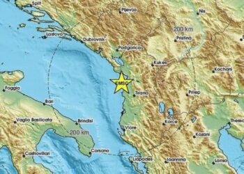 Lëkundje të forta tërmeti ndihen në disa qytete në Shqipëri