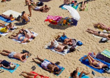 Pjesët e trupit ku duhet të vendosni patjetër krem dielli