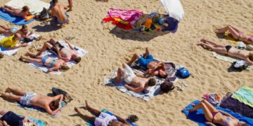 Pjesët e trupit ku duhet të vendosni patjetër krem dielli