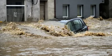 Ngrihet alarmi edhe në Itali, vendi pritet të goditet nga stuhia “Boris”