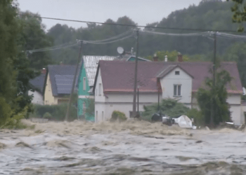 Rritet numri i viktimave nga përmbytjet në Evropë