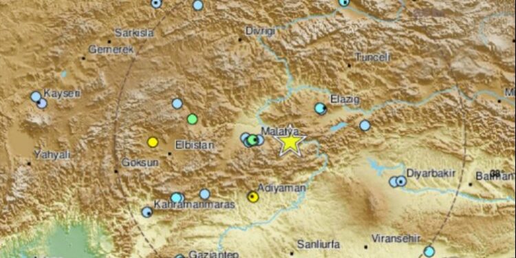 Tërmet i fortë në Turqi