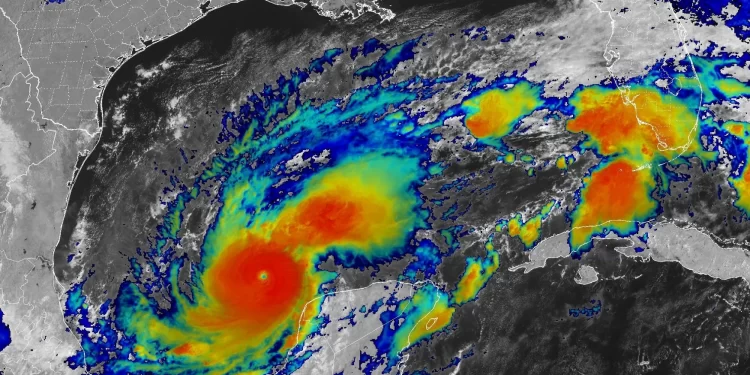 Vendosën të mos largohen, si e përjetoi familja nga Kosova uraganin “Milton”?