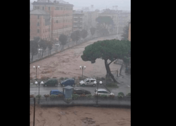 Reshjet e shiut shkaktojnë përmbytje të mëdha në Itali