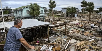 Tri imazhe tregojnë fuqinë shkatërruese të uraganit Milton