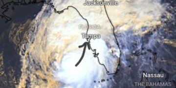 Uragani Milton i afrohet Floridës, por ku dhe kur pritet më saktësisht impakti i tij?