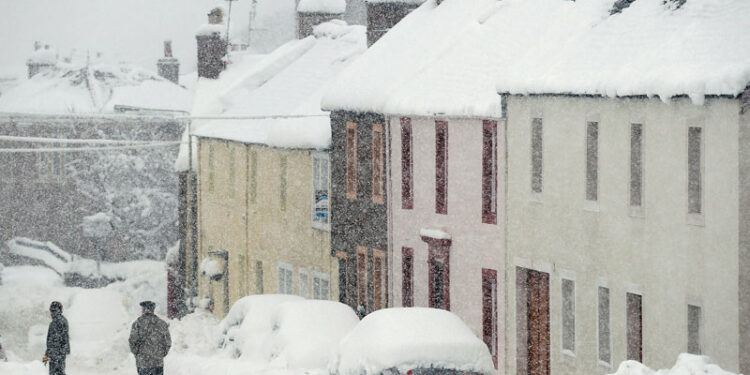 Meteorologët parashikojnë mundësinë e fenomenit të La Niña, si mund të ndikojë në motin në Evropë në dimër?