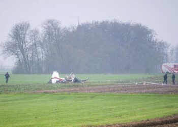 Rrëzohet një aeroplan i vogël në Slloveni, vdesin tre persona