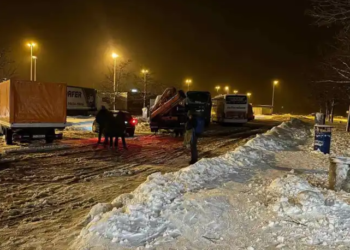 Reshjet e mëdha të borës, disa autobusë nga Kosova bllokohen në Kroaci