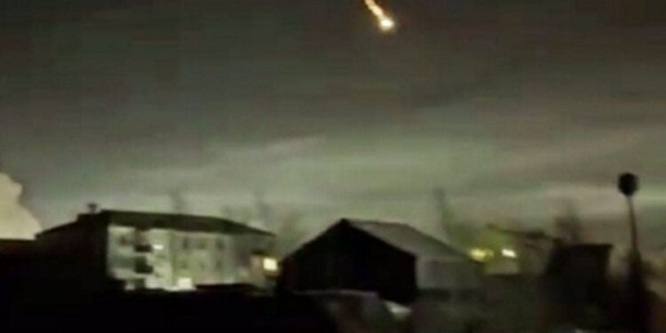 Asteroidi “bie” në Yakutia të Rusisë