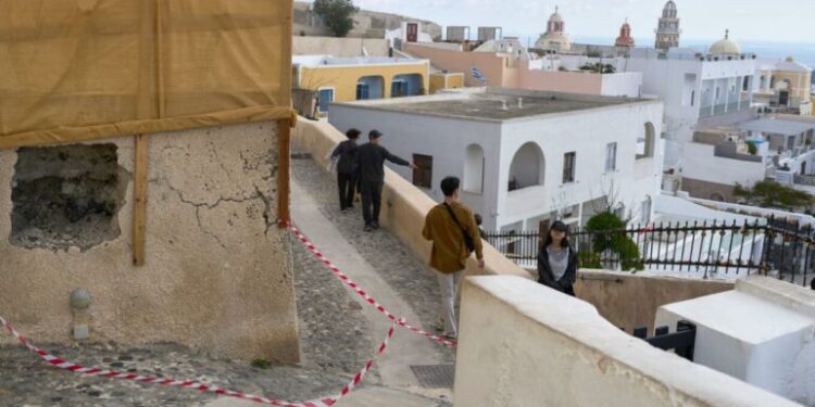 Gjashtë tërmete në 50 minuta mëngjesin e sotëm në Amorgos dhe Anafi, ​​mbyllen shkollat dhe porti i Santorinit