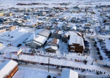 Aeroplani me dhjetë persona zhduket në Alaska