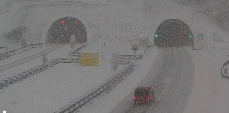 Borë e dendur në Kroaci