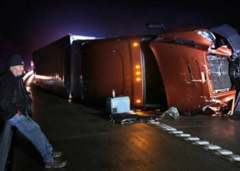 Tornado shkatërrimtare në Amerikë, të paktën 17 viktima