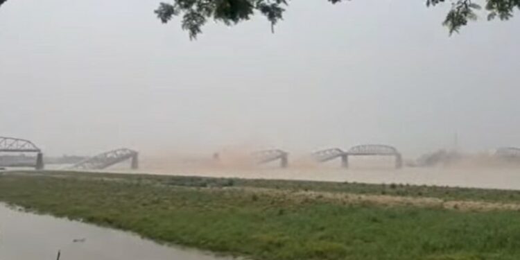 Edhe urat nuk i rezistuan tërmetit të fuqishëm në Mianmar