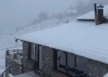 Bora mbulon bjeshkët e Strellcit