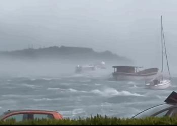 Pamje nga stuhia e fortë që goditi mbrëmë Kroacinë, shkaktohen dëme e lëndohen njerëz