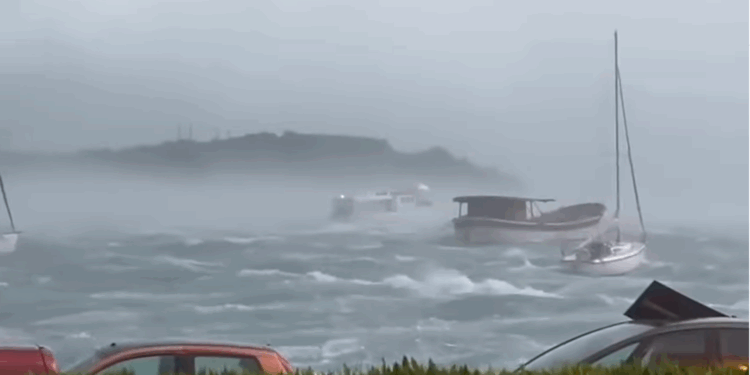 Pamje nga stuhia e fortë që goditi mbrëmë Kroacinë, shkaktohen dëme e lëndohen njerëz