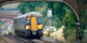 Vala e të nxehtit përfshinë vendin, pse trenat ndalojnë në Britani kur është vapë