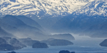 Trupa të pajetë gjenden në një varkë në Alaskë, dyshohet se i përkasin një familjeje të zhdukur para gati një viti