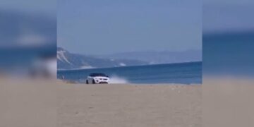 Bënte manovra të rrezikshme me Range Rover në bregdetin e Velipojës, ‘e pëson’ shoferi
