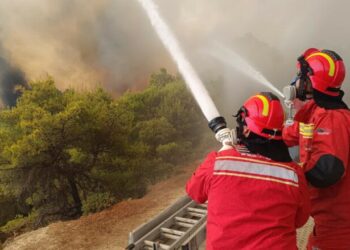 Zjarre në Kamenicë dhe Shtime – flakët përfshijnë automjete, 10 persona asfiksohen