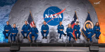 “Më të mirët e Amerikës”, NASA zgjedh 10 astronautë të rinj ndërsa ndjek planet për shkuarje në Hënë dhe Mars