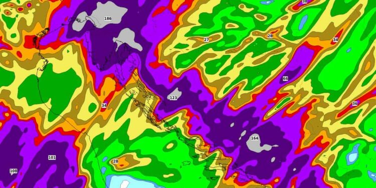 Shira të dendur dhe vërshime priten në disa vise në Ballkan!