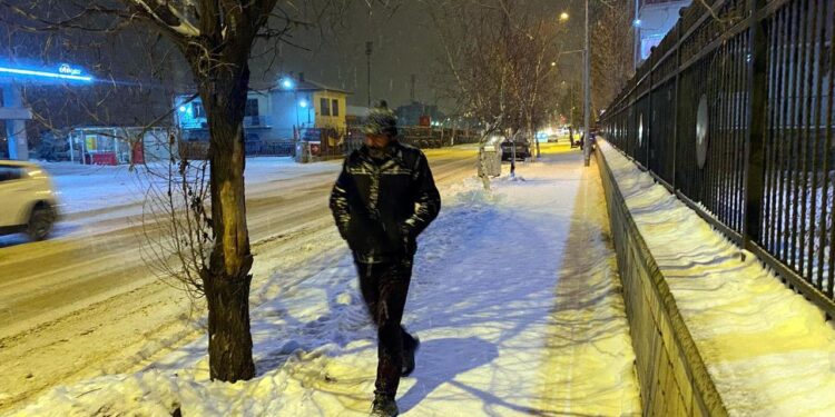 I ftohti ekstrem godet Turqinë: Temperaturat zbresin në –30,3 gradë