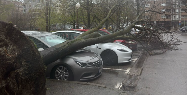 Stuhi e fortë në Zagreb, pezullohet mësimi në shkolla