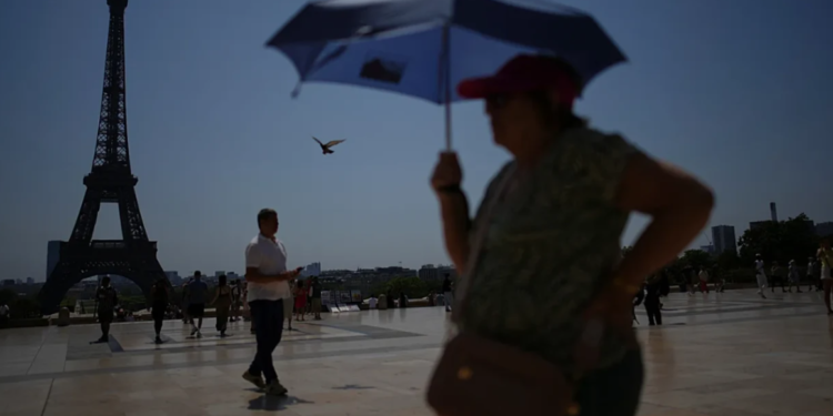 Vala e të nxehtit lë të vdekur 18 persona në Francë, përfshirë dy fëmijë