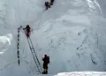 Mrekulli në Everest – besohej se kishte vdekur, udhërrëfyesi gjendet i gjallë pas gjashtë ditësh