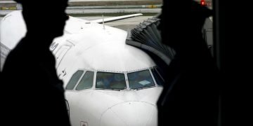 Pasagjeri godet me shuplakë stjuardesën në fluturimin nga Turqia për në Gjermani