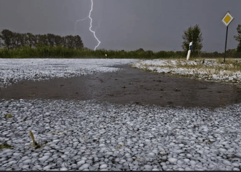 Temperaturat bien nga 36 në 19 gradë, stuhitë godasin Gjermaninë jugore