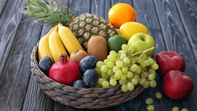 Gastroenterologu i Harvardit zbulon se cilin frut nuk e ha kurrë: Është plot sheqer dhe pothuajse aspak fibra